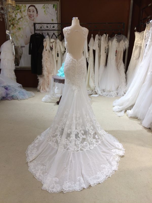 Delicate Lace Keyhole Mermaid Wedding Dress