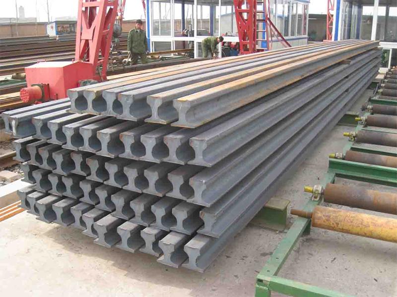 Mining Steel Rails with High Quality