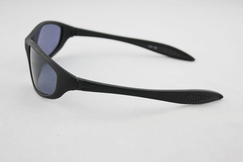 Sports Polarized Sunglasses for Men (91048)