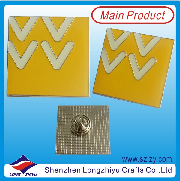 Factory Direct Sale Enamel Pin Badge with Magnet