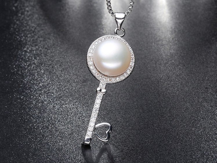 Wholesale Pearl Pendant 9-10mm AAA Bread Round 925 Silver Freshwater Pearl Pendant