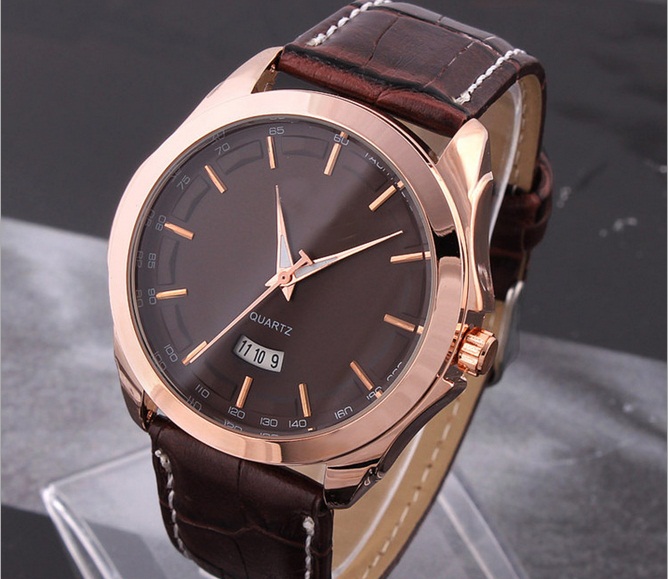 Customised Leather Strap Fashion Men Design Watch