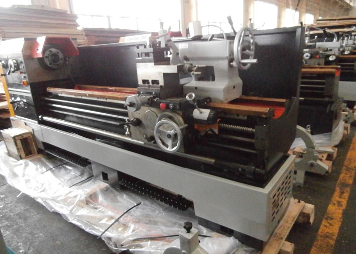 (CS6250C/6266C/6280C) Gap Bed Big Bore Metal Lathe Machine