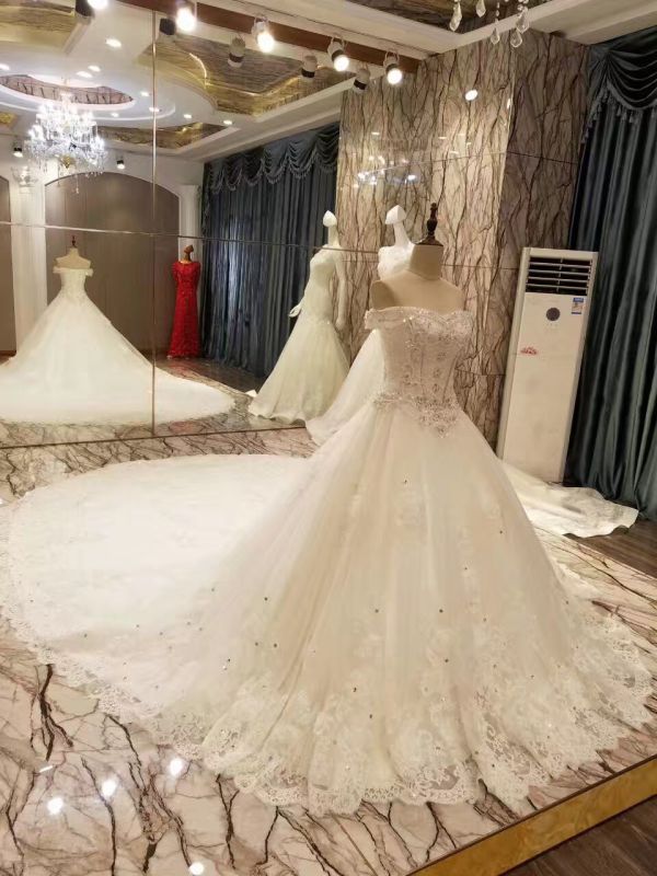 New Arrival 2017 Top Princess Marriage Puffy Wedding Dresses