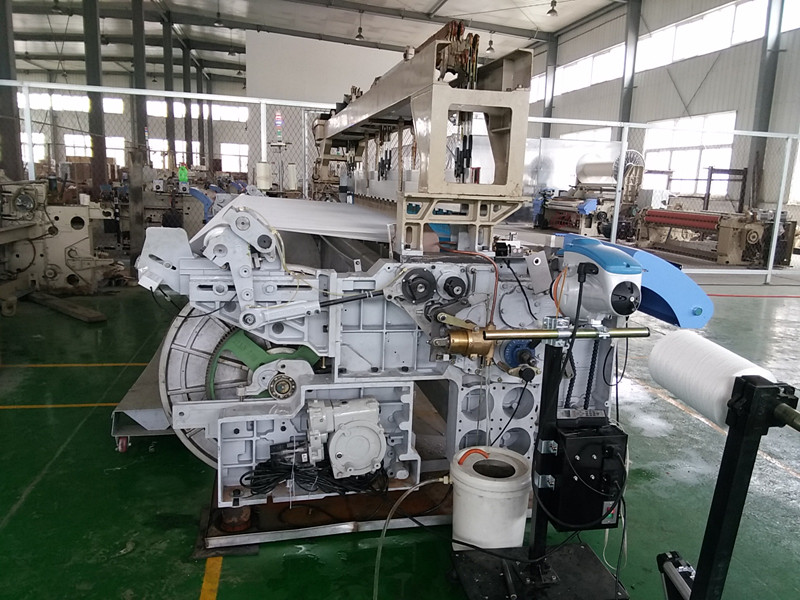 Zw8100 High Speed Water Jet Loom