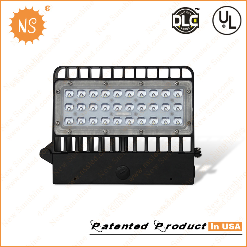 Dlc UL (E478737) IP65 150W LED Wall Outdoor Light Pole