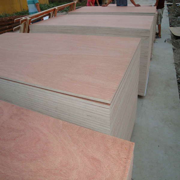 Standard Size 4*8 Feet Bintangor Plywood Price