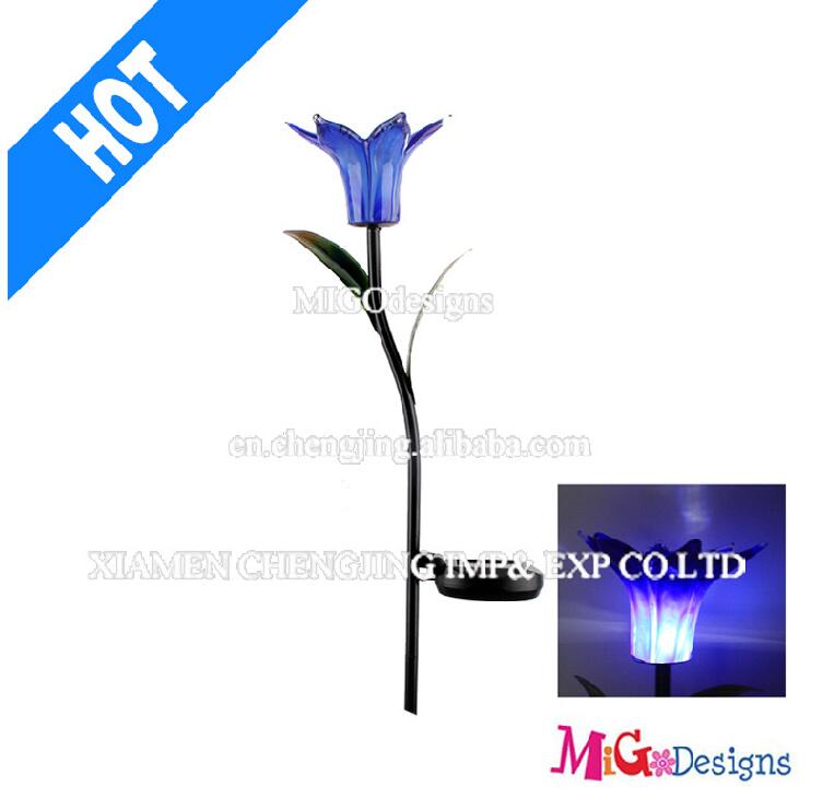 Elegant Solar Metal and Glass Flower Garden Stake Lights