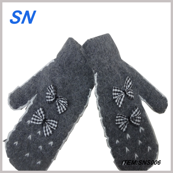 Pretty and Cheap Touchscreen Wool Gloves Women (SNS3)