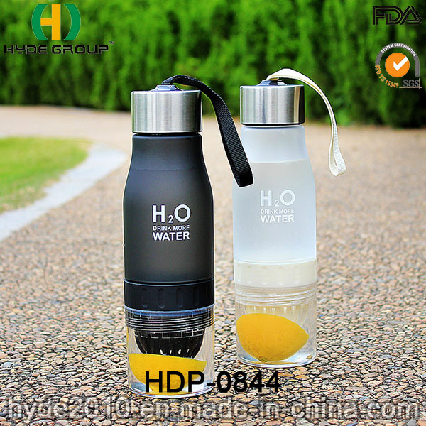 Plastic Water Bottle Infuser with Stainless Steel Cap, Plastic Fruit Infusion Bottle (HDP-0844)
