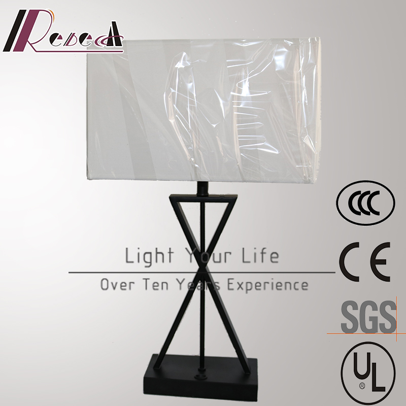 White European Style Hotel Decoration Table Lamp