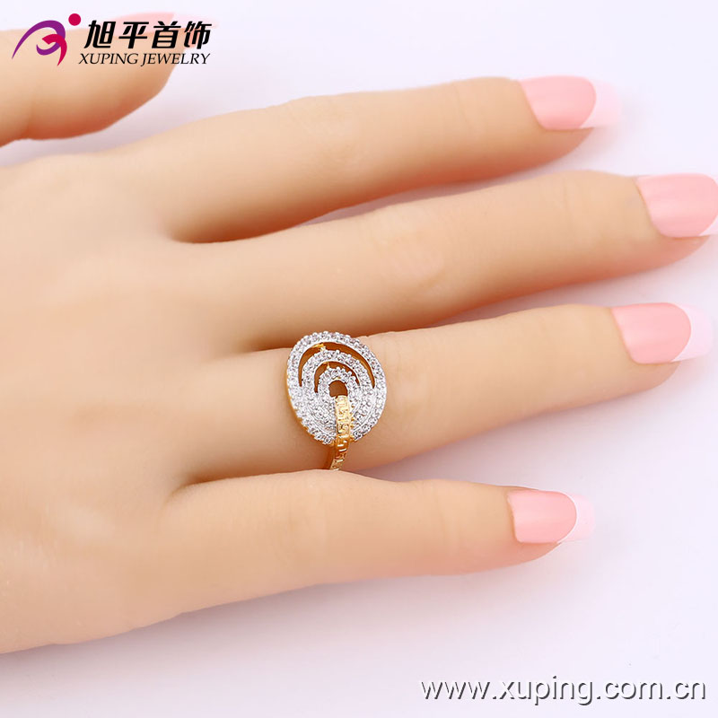 Xuping Charm Simple Stretch Grooved Fashion Jewelry Ring with Two-Stone 13675