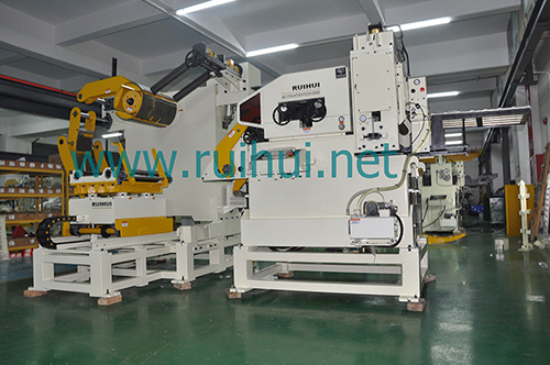 The Material Leveling Machine for Automotive Industry