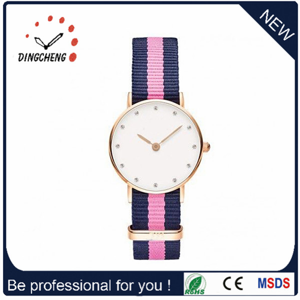 Fashion Wholesale Alloy Nylon Leather Strap Dw Gift Watch (DC-1083)