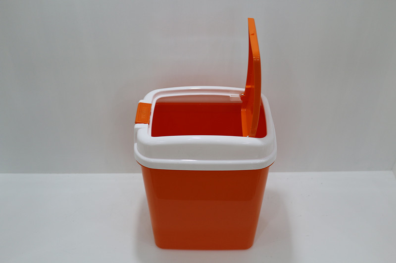 2016 New Design Household Plastic Waste Bin