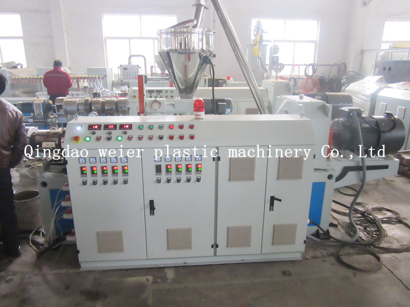 Wood Plastic Composite Garden WPC Decking Profile Extrusion Line