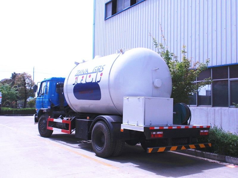 Dongfeng 4X2 Mini LPG Tank Truck Dongfeng LPG Gas Truck LPG Tank Truck LPG Refill Truck