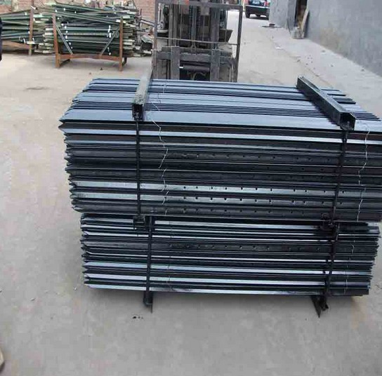 Black Painted Y Start Picket for Australian Market