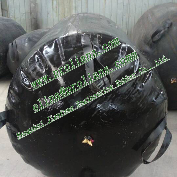 Inflatable Rubber Balloon in Concrete Pipe