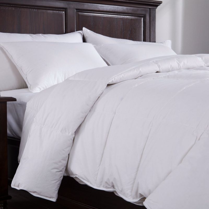 White Goose Down Alternative Comforter