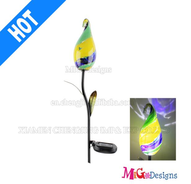 Top Sale Glass Solar Powered Garden Lights Stake