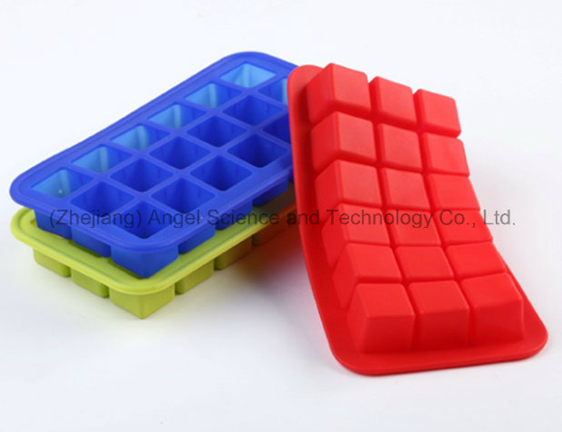 18-Cavity Square Silicone Ice Mold Maker Cube Tray Si12