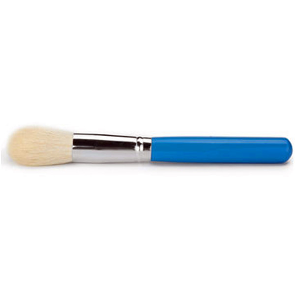 Single Blush Brush with Goat Bristles and Wooden Handle