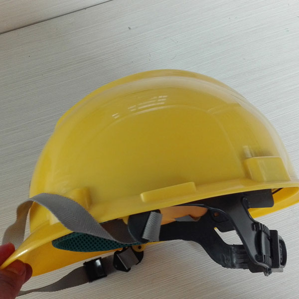 PE or ABS Materials V Type Industrial Safety Helmet