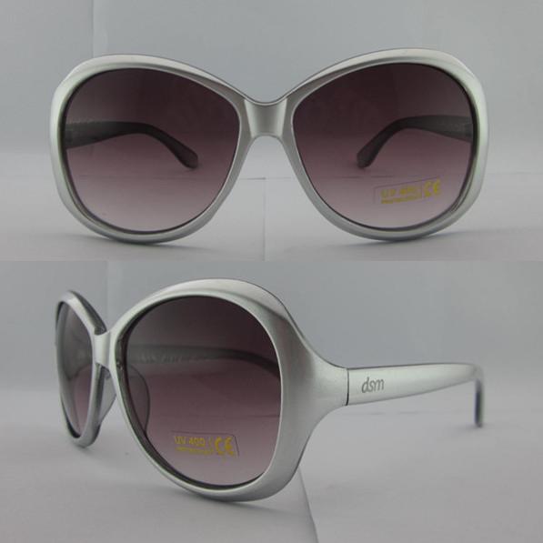 2016 Best Design Plastic Woman Sunglasses P01044