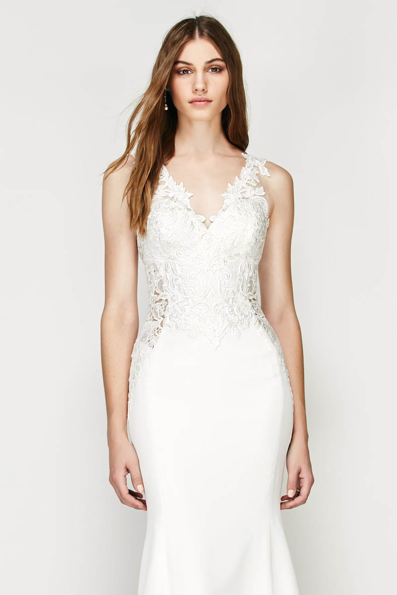 Delicate Modern Lace Mermaid Wedding Dress