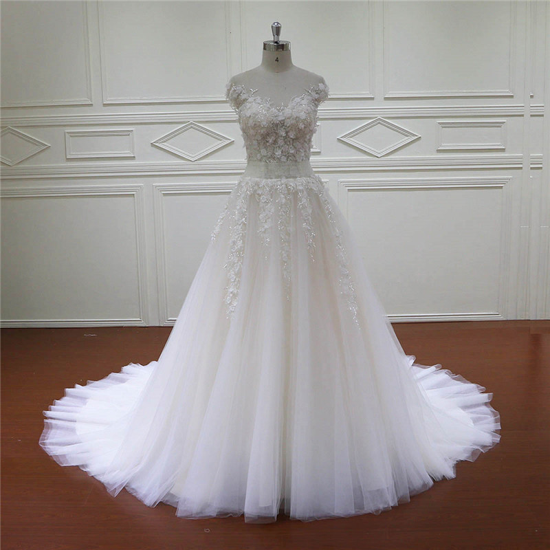 Smart White Tulle 3D Flowers Wedding Dress