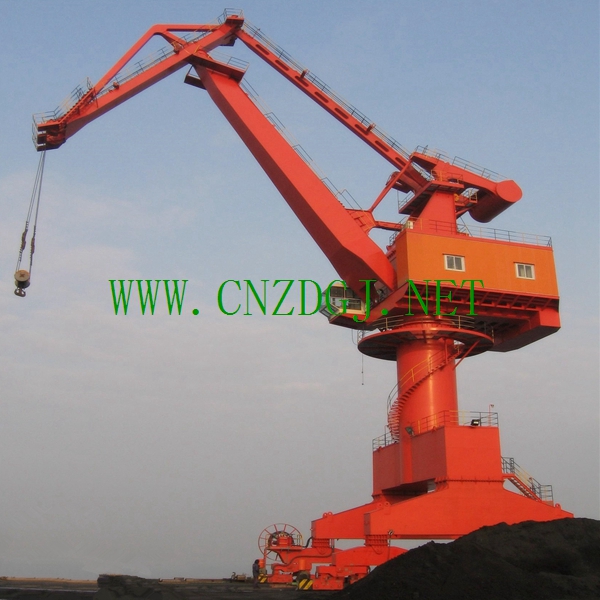 Port Shipyard Mobile Luffing Jib Crane for Lifting