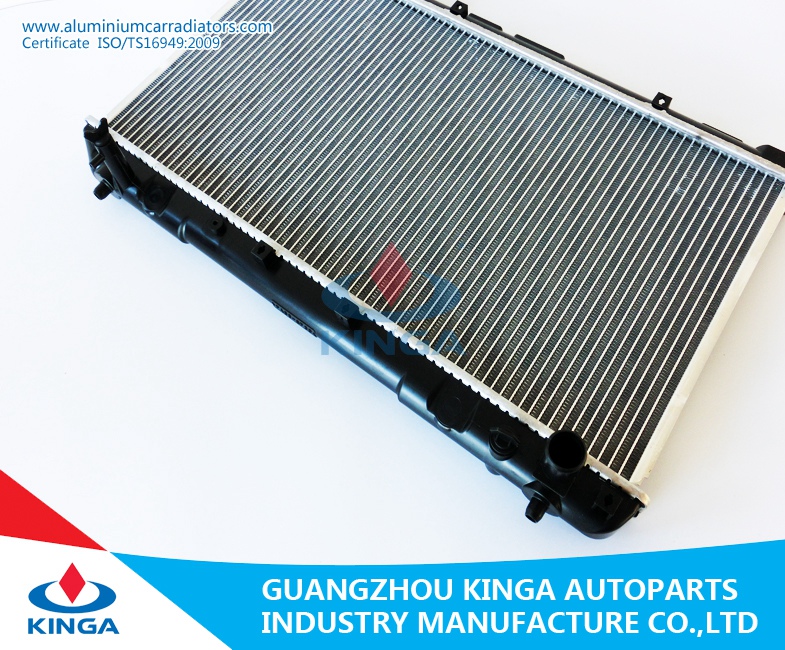 Cooling System Auto Parts Aluminum Radiator for Toyota