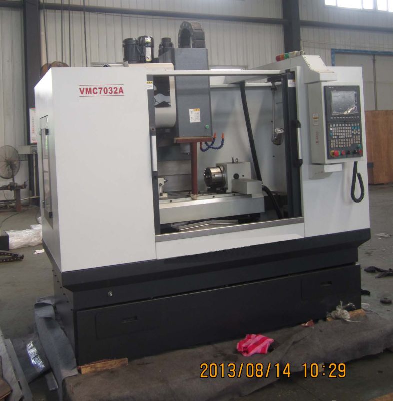 Vmc7032A CNC Milling Machine Machining Center