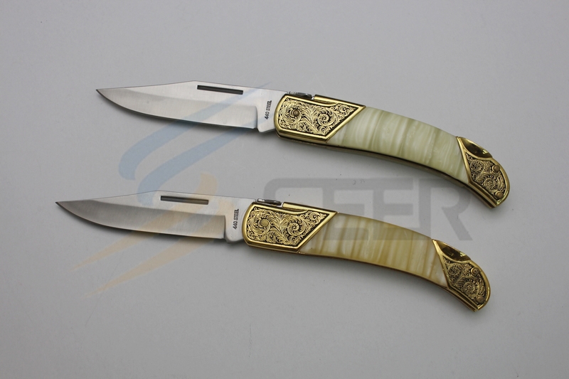 Golden Acrylic Handle Art Knives (SE-131)