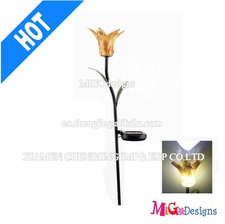 Fashionable Metal and Glass Flower Shape Solar Lights Stake