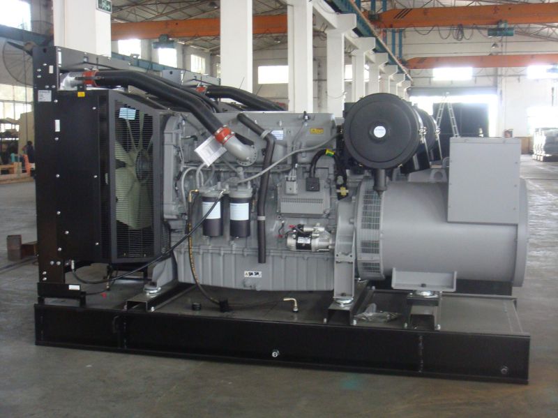 440kVA 352kw Standby Rating Power Pekins Silent Diesel Generator