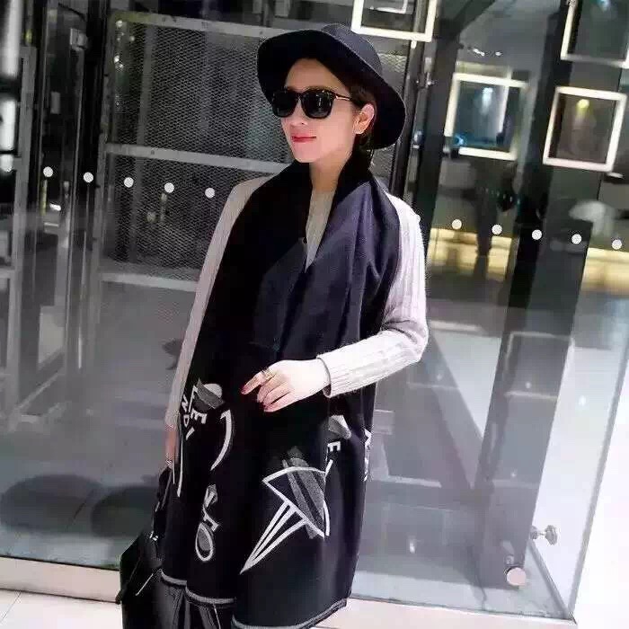 2017 Spring / Summer New Design Fashionable Printed Scarf