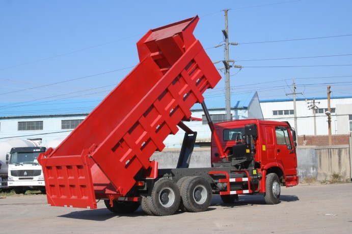 SINOTRUK HOWO 25T Dump Truck (ZZ3257N3647B)