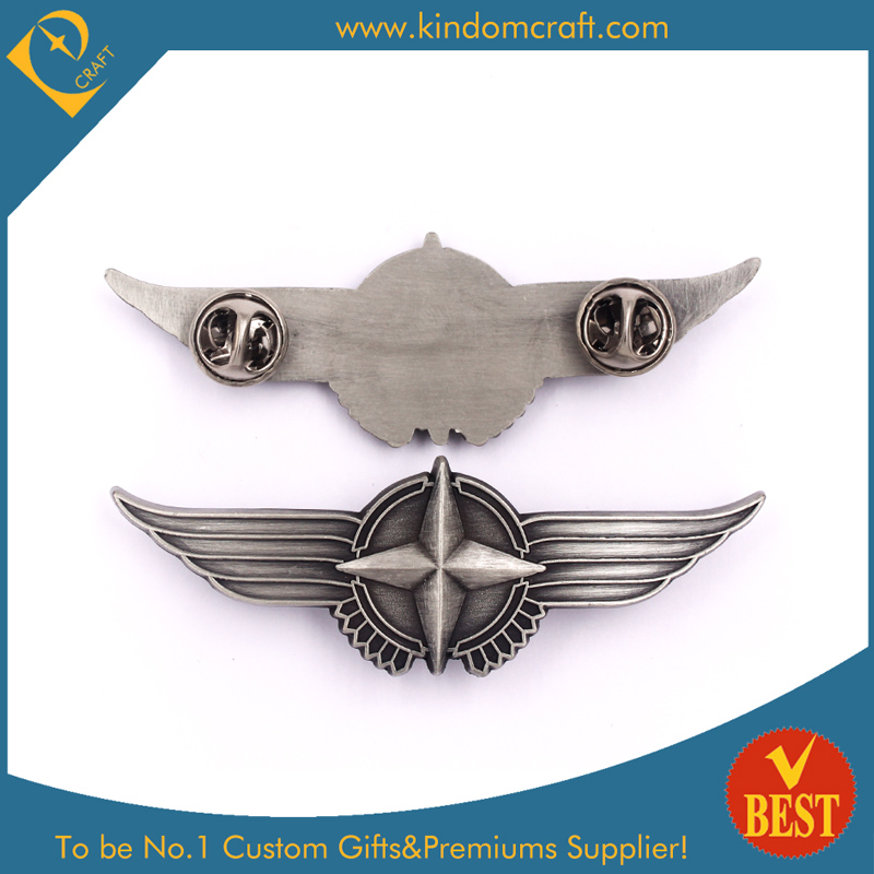 China Customized Zinc Alloy Wings Shape Nickel Plating Pin Badge at Factory Price