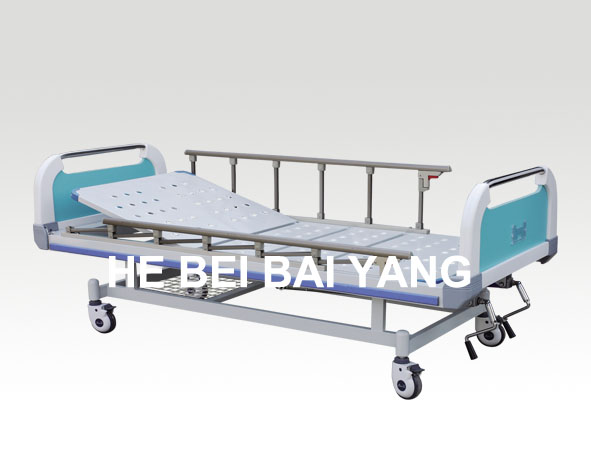 (A-61) Movable Double-Function Manual Hospital Bed with ABS Bed Head