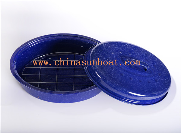 Sunboat Enamel Oval Roaster Kitchenware/ Enamelware