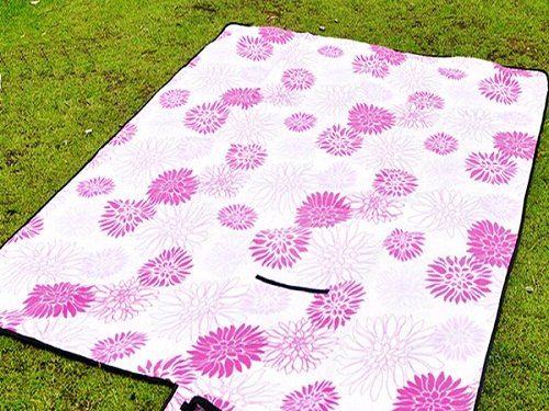 1.5m * 2m Camping Equipment Picnic Mat