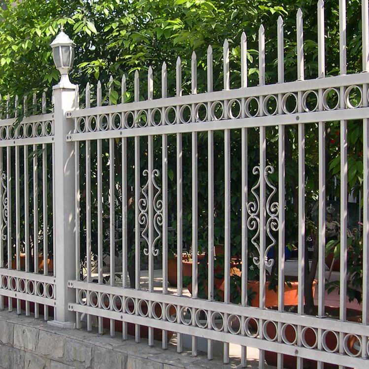 Deluxe Wrought Iron Residential Villa Fence with Spear