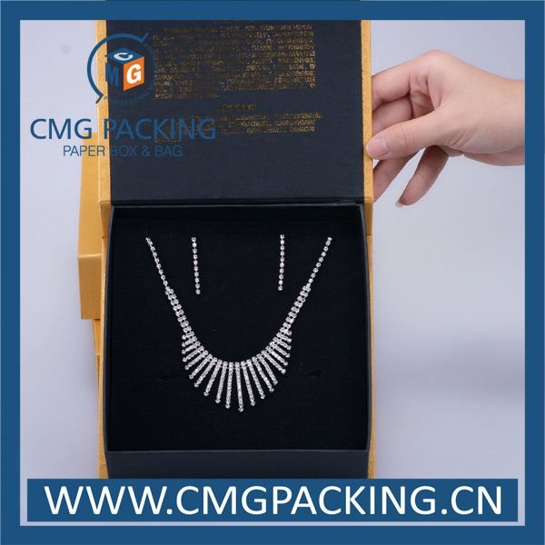 Necklace Display Box for Jewelry with Logo Print