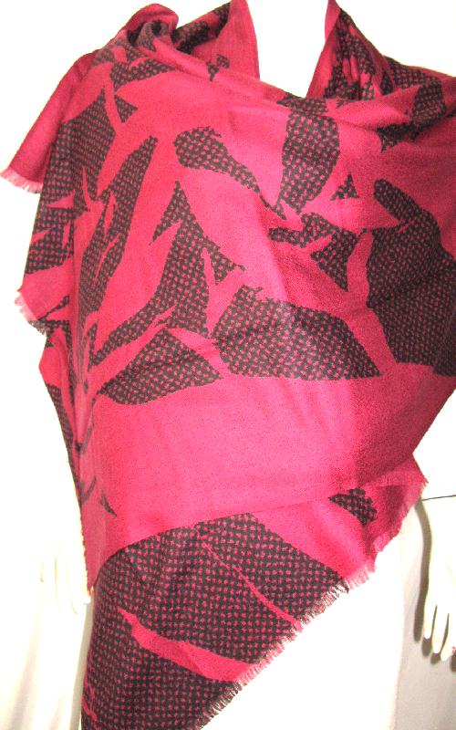 100% Fine Wool Diamond B Leaves Print Shawl