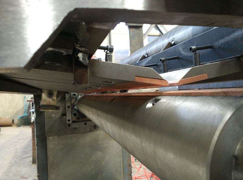500mm Effictive Length Small Type Arc CNC Automatic Straight Seam Welding Machine