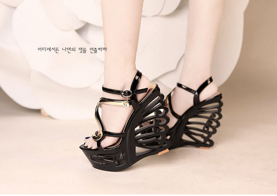 New Design Fashion High Heels Ladies Sandals (Y 16)