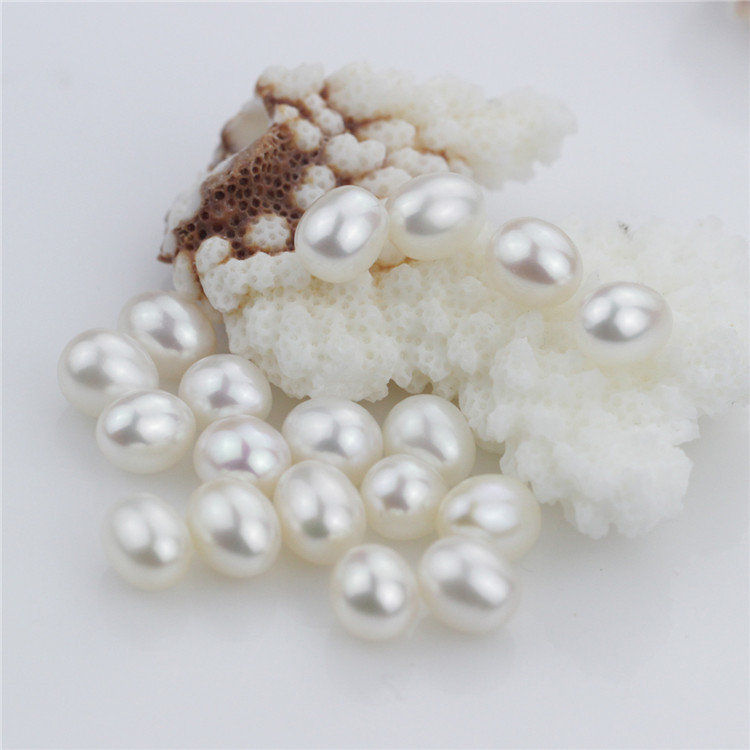 Snh 7.5-8.5mm Drop White Freshwater Pearl Loose Beads