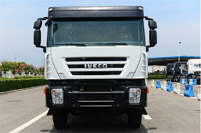 Iveco Genlyon 6X4 30ton Truck for Sale Lorry Truck